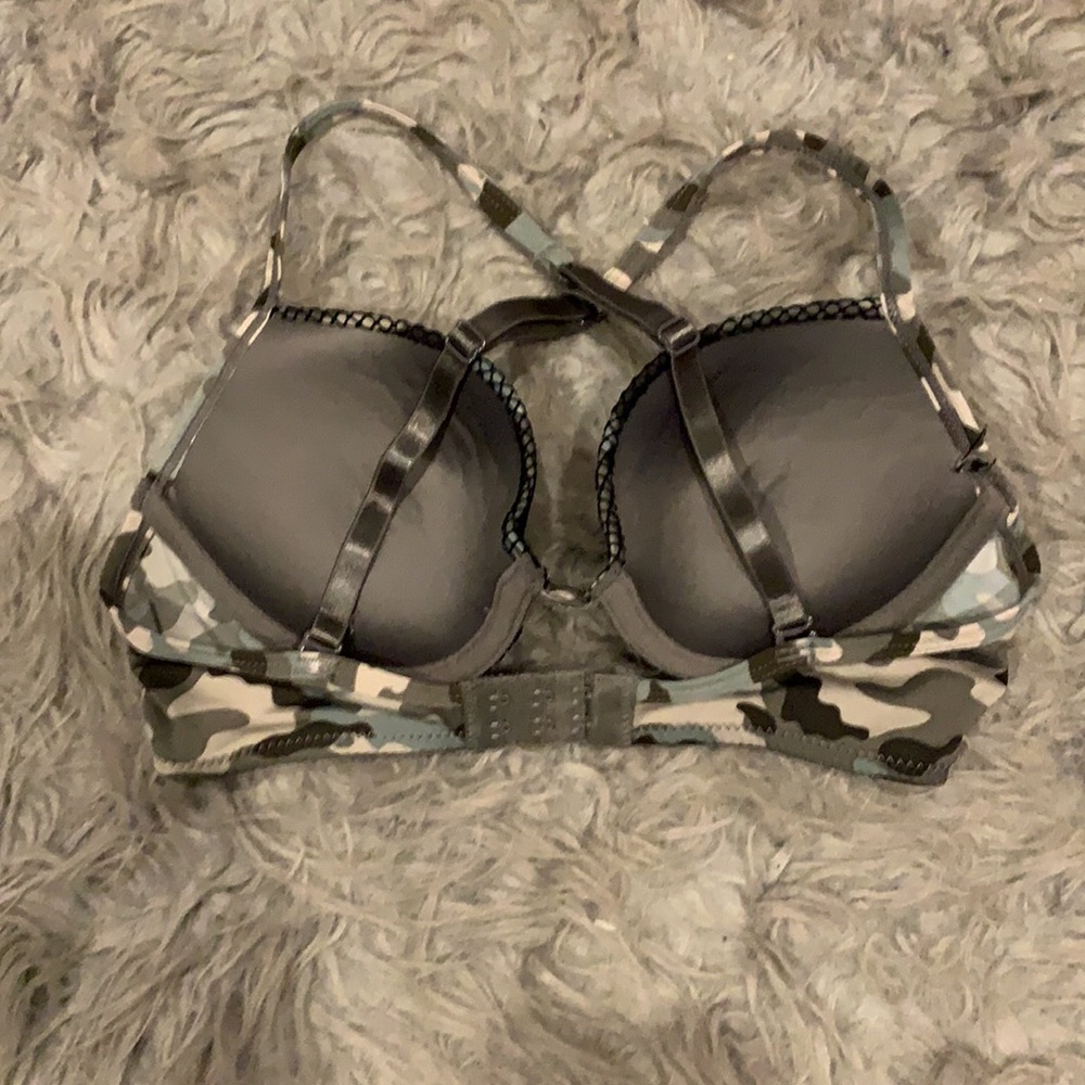 Bra - Picture 2 of 4